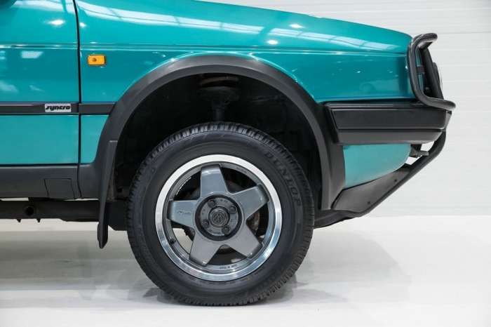 Volkswagen Golf Country